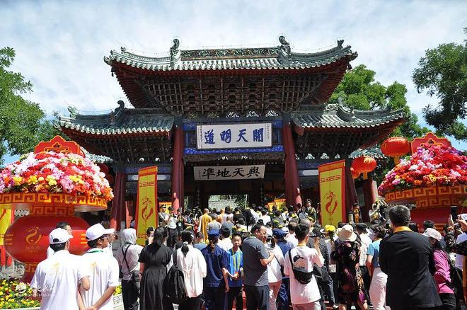 祭伏羲大典：搭建寻根桥梁让全球华人情牵华夏根脉！CQ9电子2025年6月21日甘肃天水将举办公(图2)